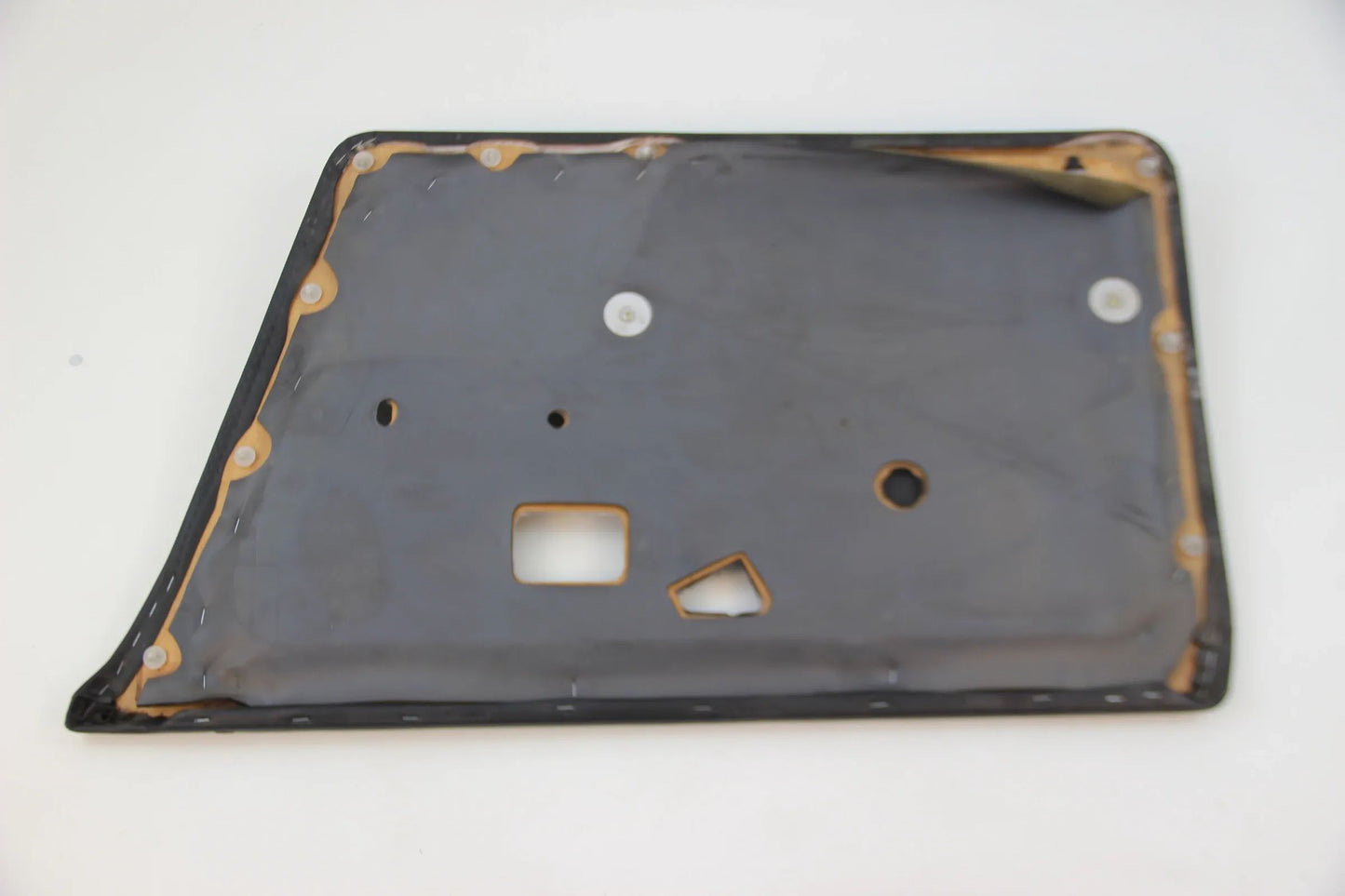 Original BMW E30 4-Türer Türverkleidung Türpappe Kunstleder vorne links