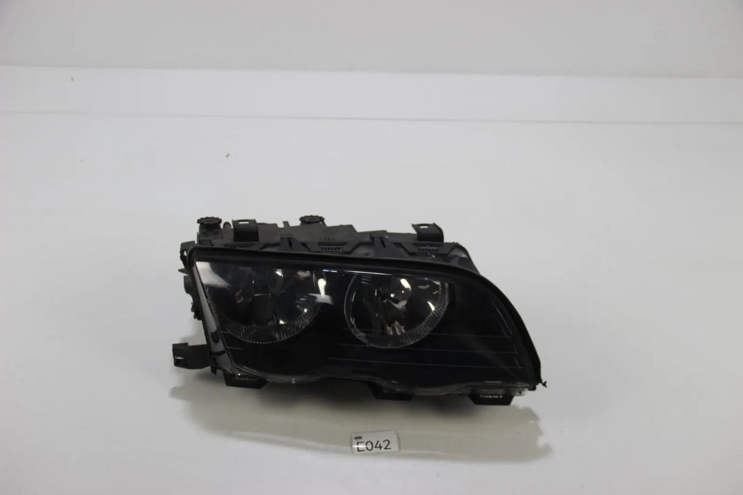 Original BMW E46 Coupe 3er Hauptscheinwerfer vorne Rechts Bosch 0301157206