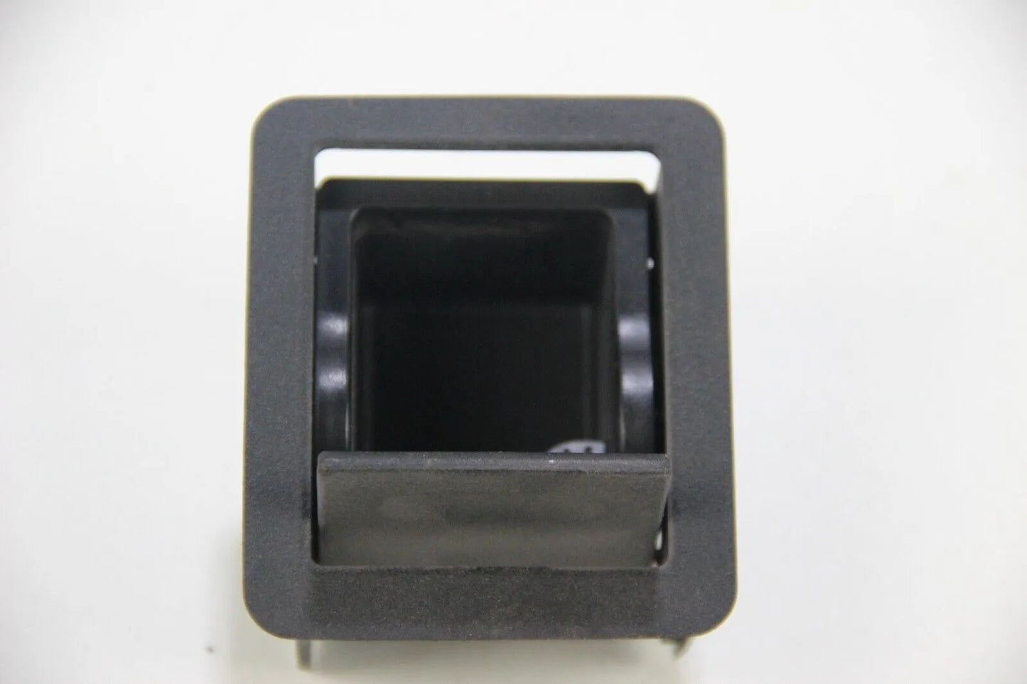 NEU Original BMW E36 316/318/323 Ascher hinten 51168191539 Aschenbecher 3er