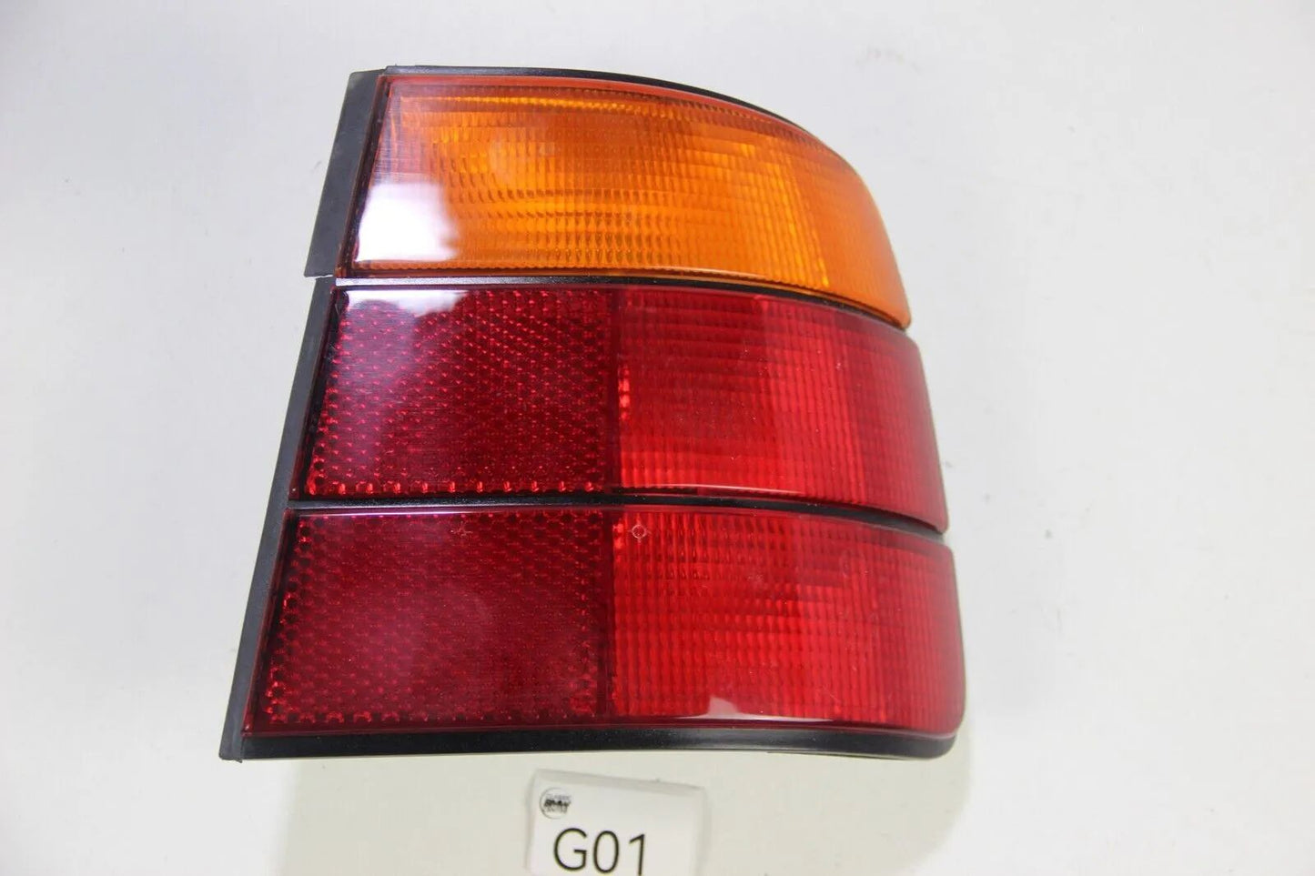 NEU Original BMW E34 Rücklicht rechts 63211384010 5er Heckleuchte OEM