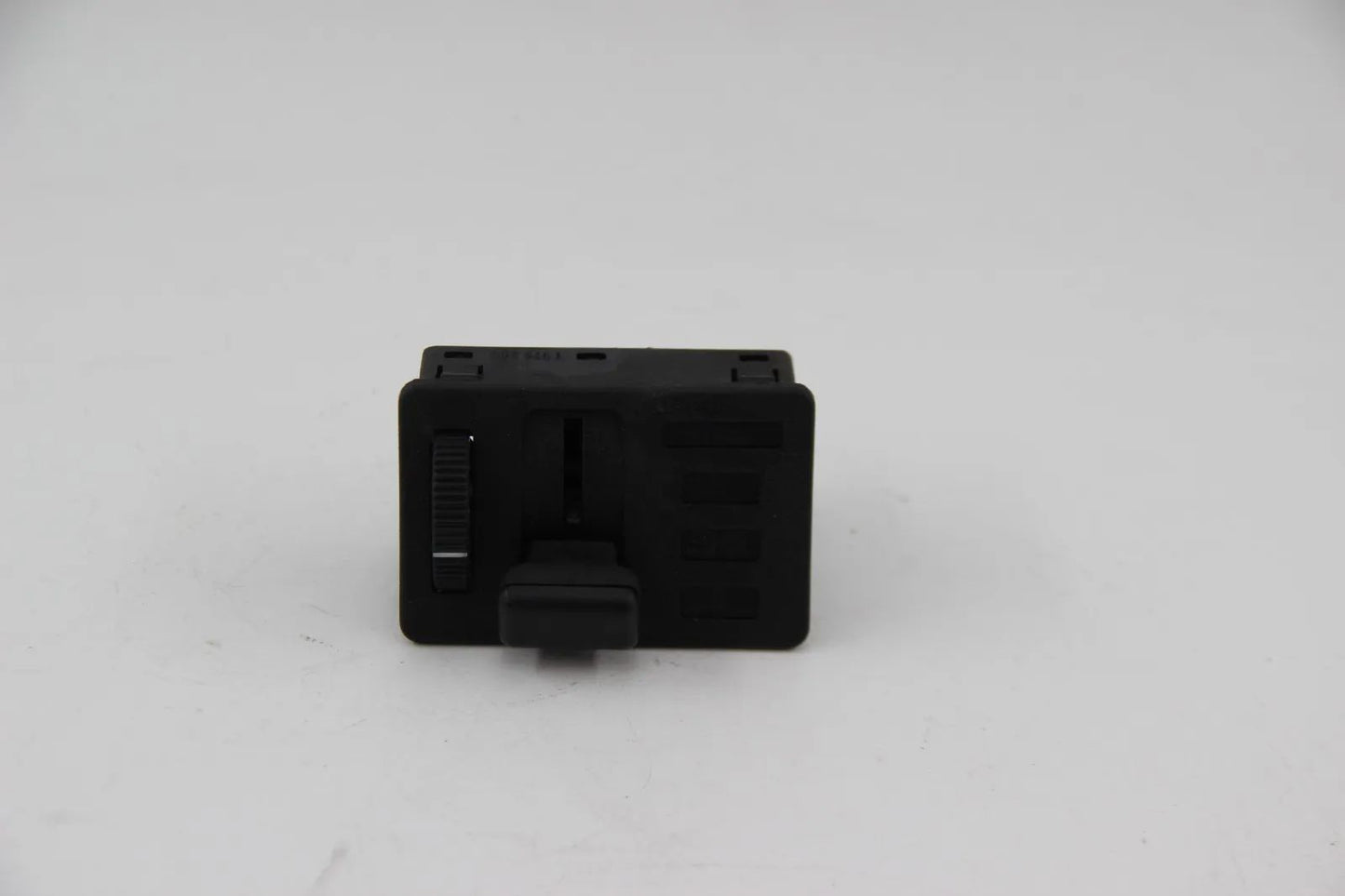 Orig BMW  E28 518-528i  Schalter Licht Light Switch Lichtschalter NOS 6131137528