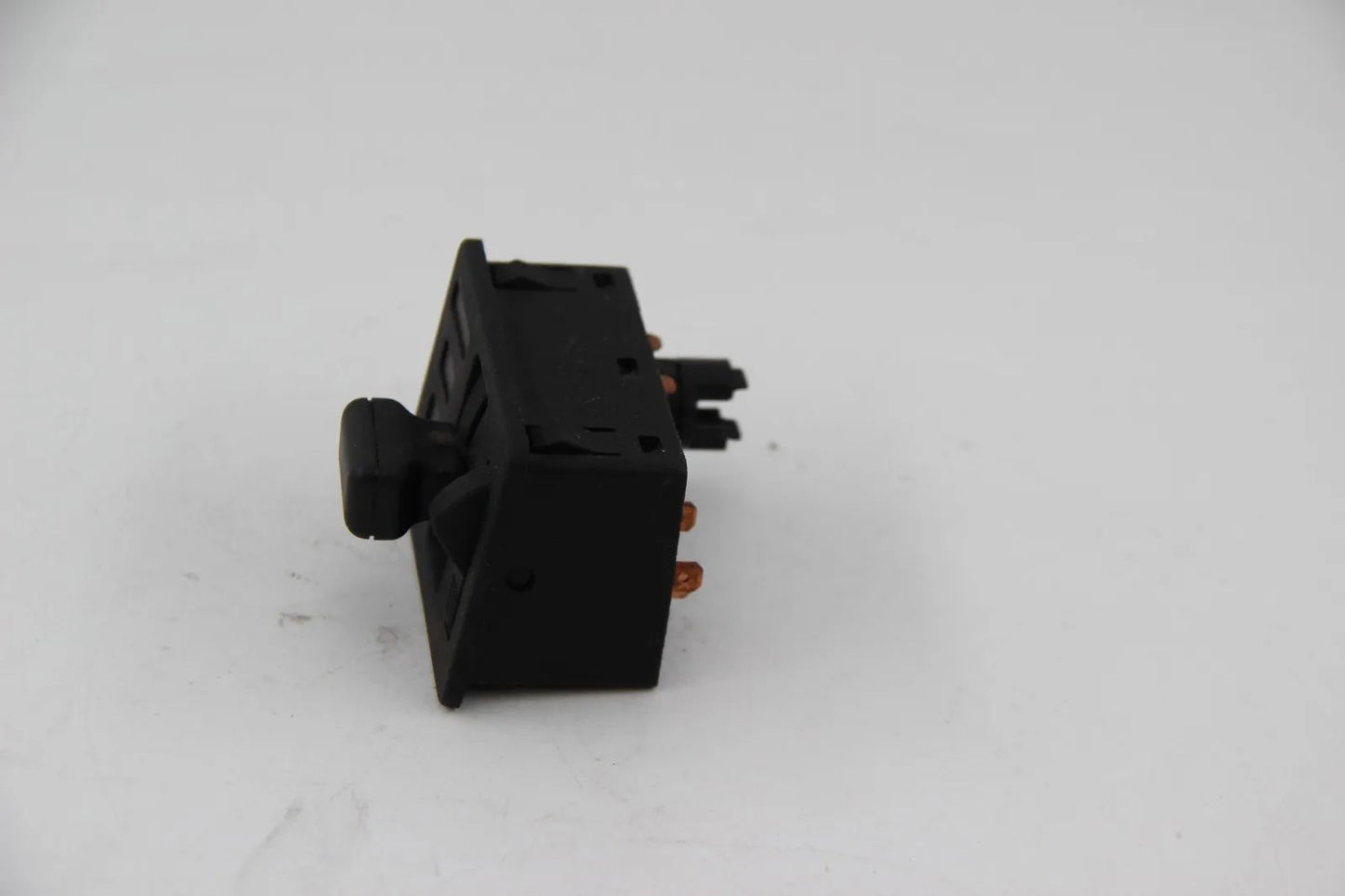 Original BMW  E28 518-528i Schalter Nebelscheinwerfer Light Switch 61311375286