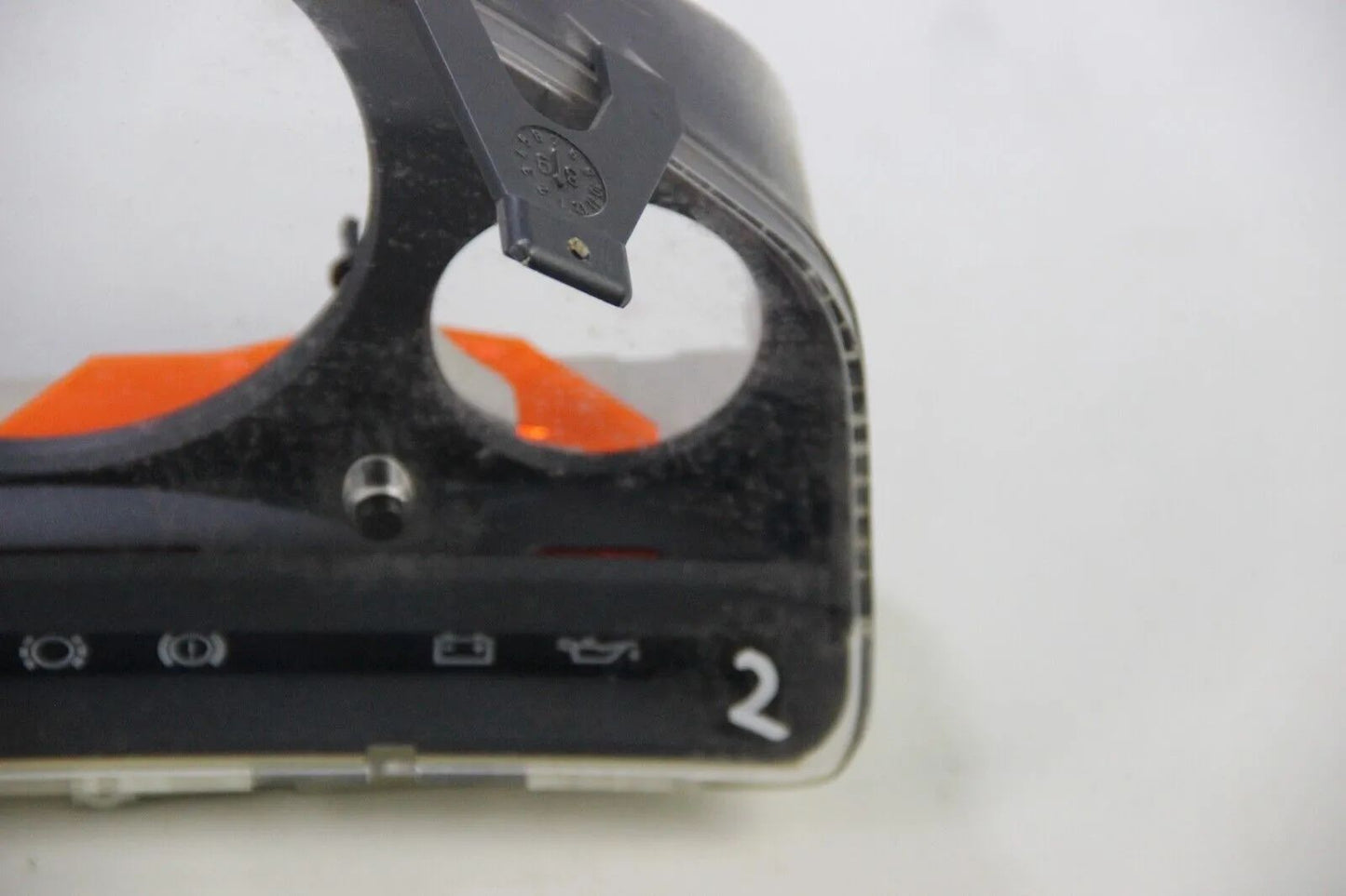 BMW E30 316i 318i	Kombiinstrument Tacho Gehäuse für Tachos mit Quartz Uhr