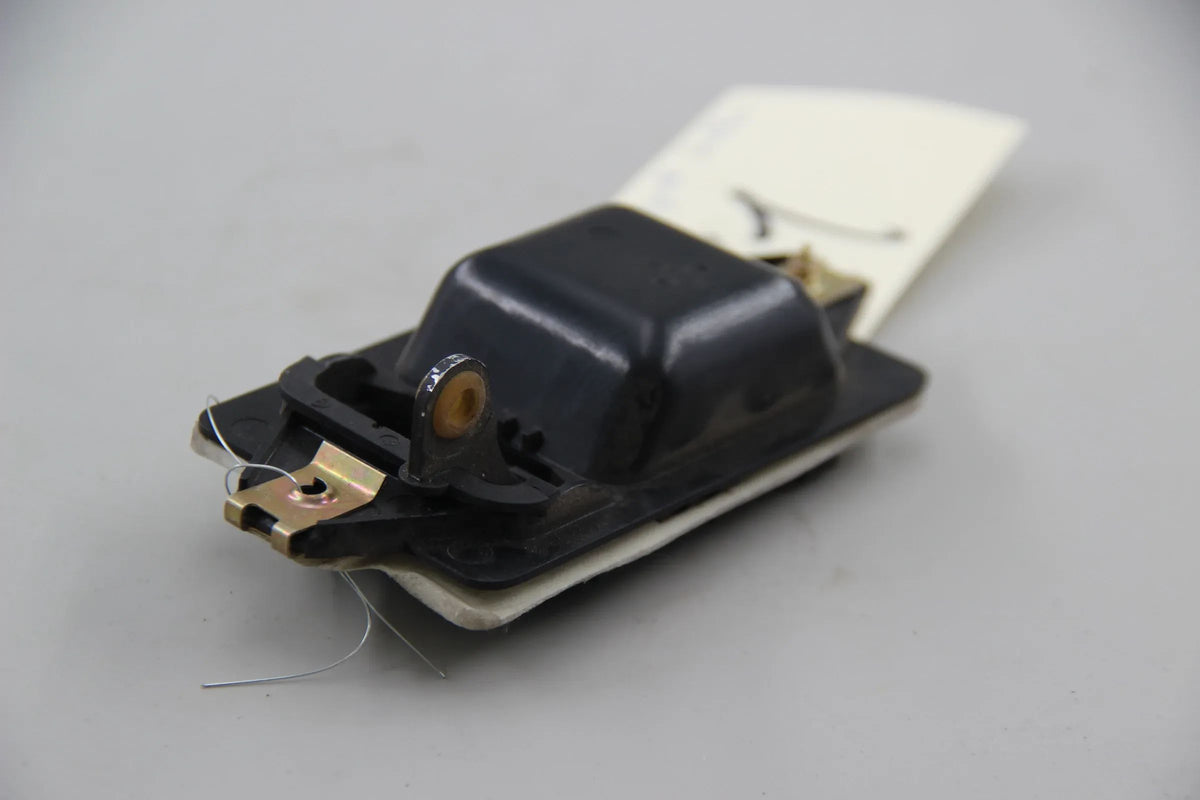 Original BMW E30 316-325i M3 E28 E24 Türöffner inne rechts 51211926306