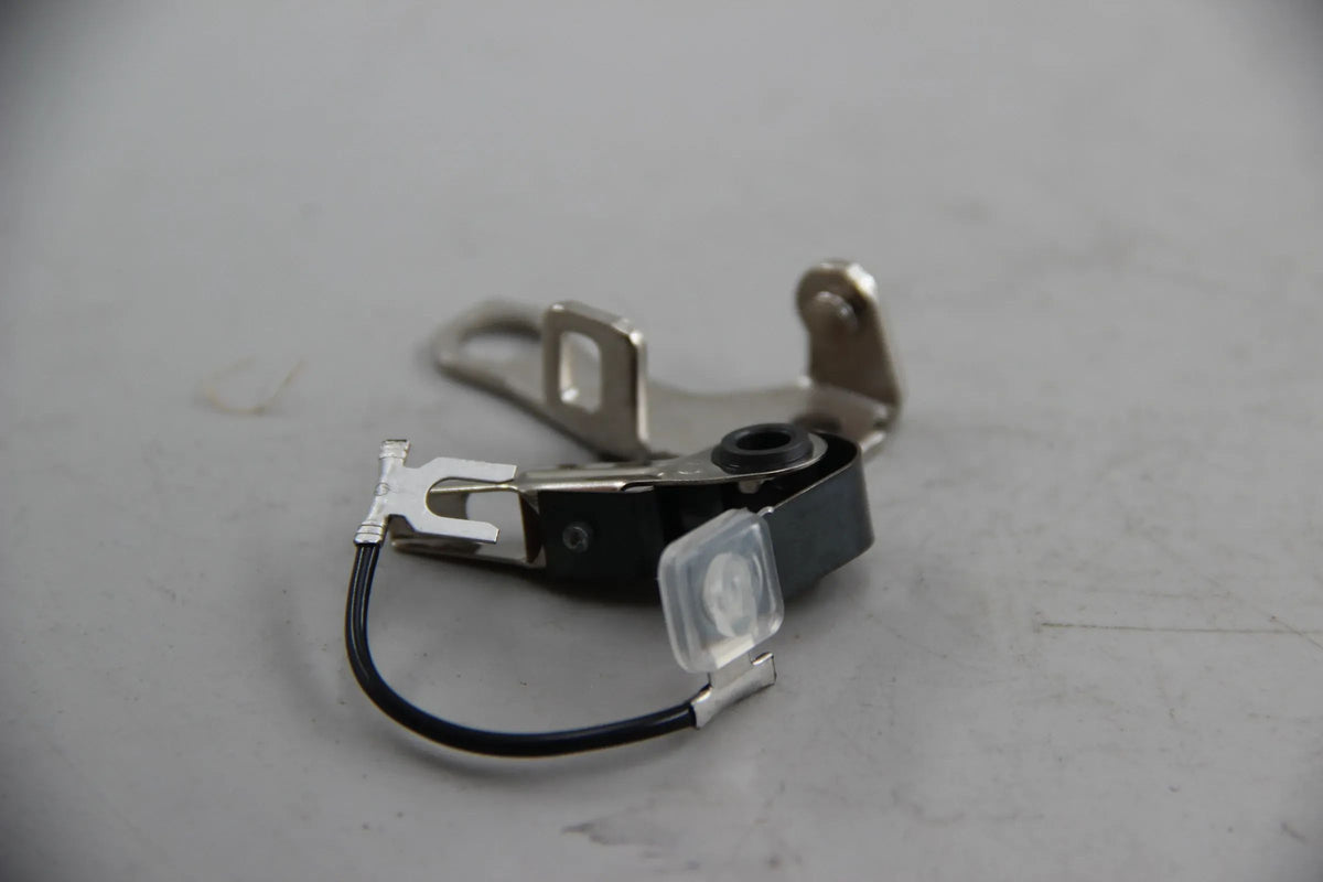 Original BMW E10 Neueklasse Satz / Kit Unterbrecherkontakte NOS 12118630235