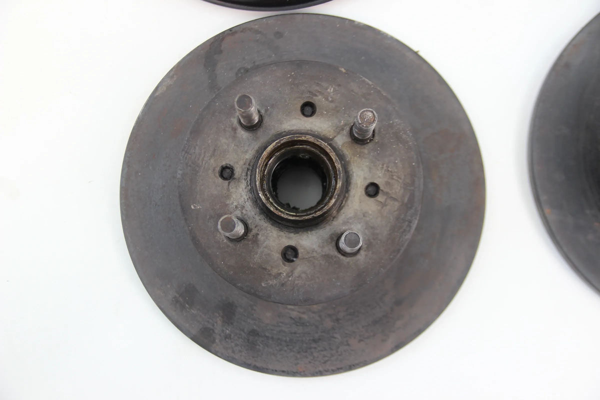 Original BMW E10 2002tii 2002ti Bremssattel Bremsscheibe Radnabe Ankerblech Satz