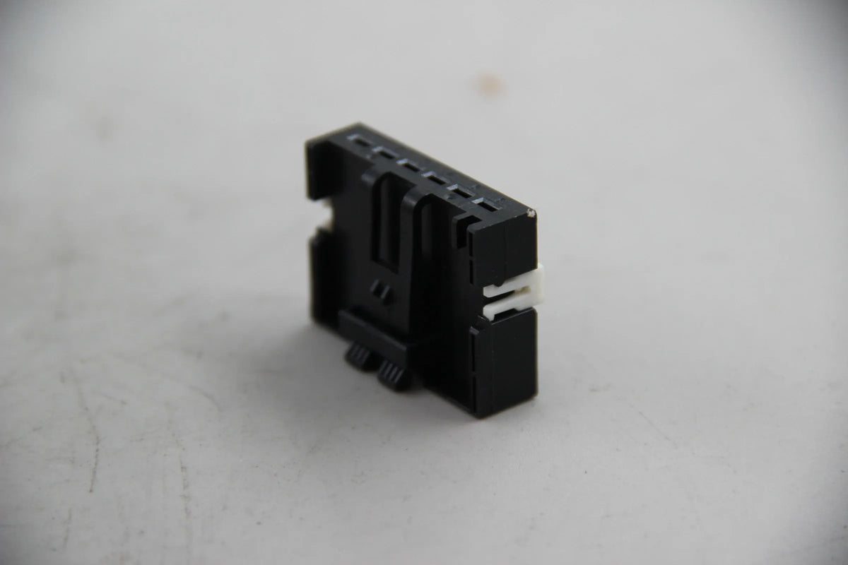 Original BMW E36 E90 E39 E53 Buchsengehäuse 6POL. Heckleuchte 61138369702