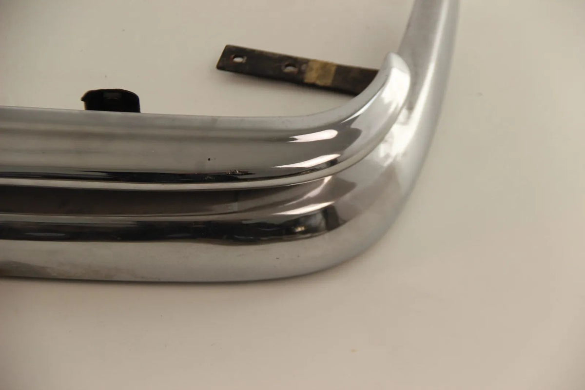Original Mercedes W108 W109 S-Klasse Stoßstangenecke Hinten Rechts o. Gummi