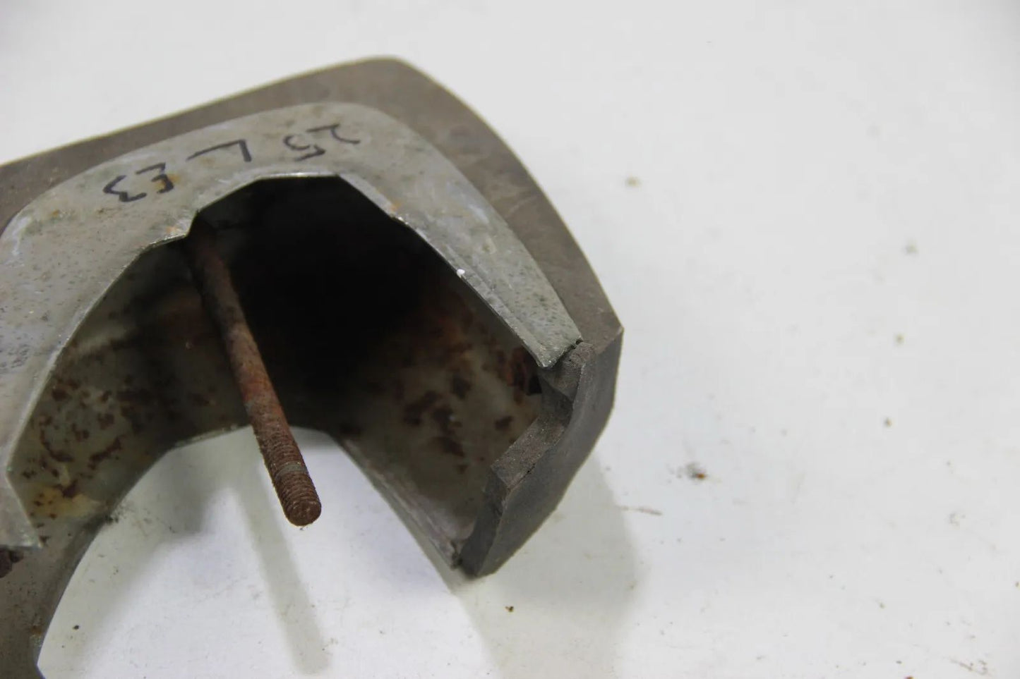 Original BMW E3 Stoßstange vorn Horn links Stoßstangenhorn 51111800083