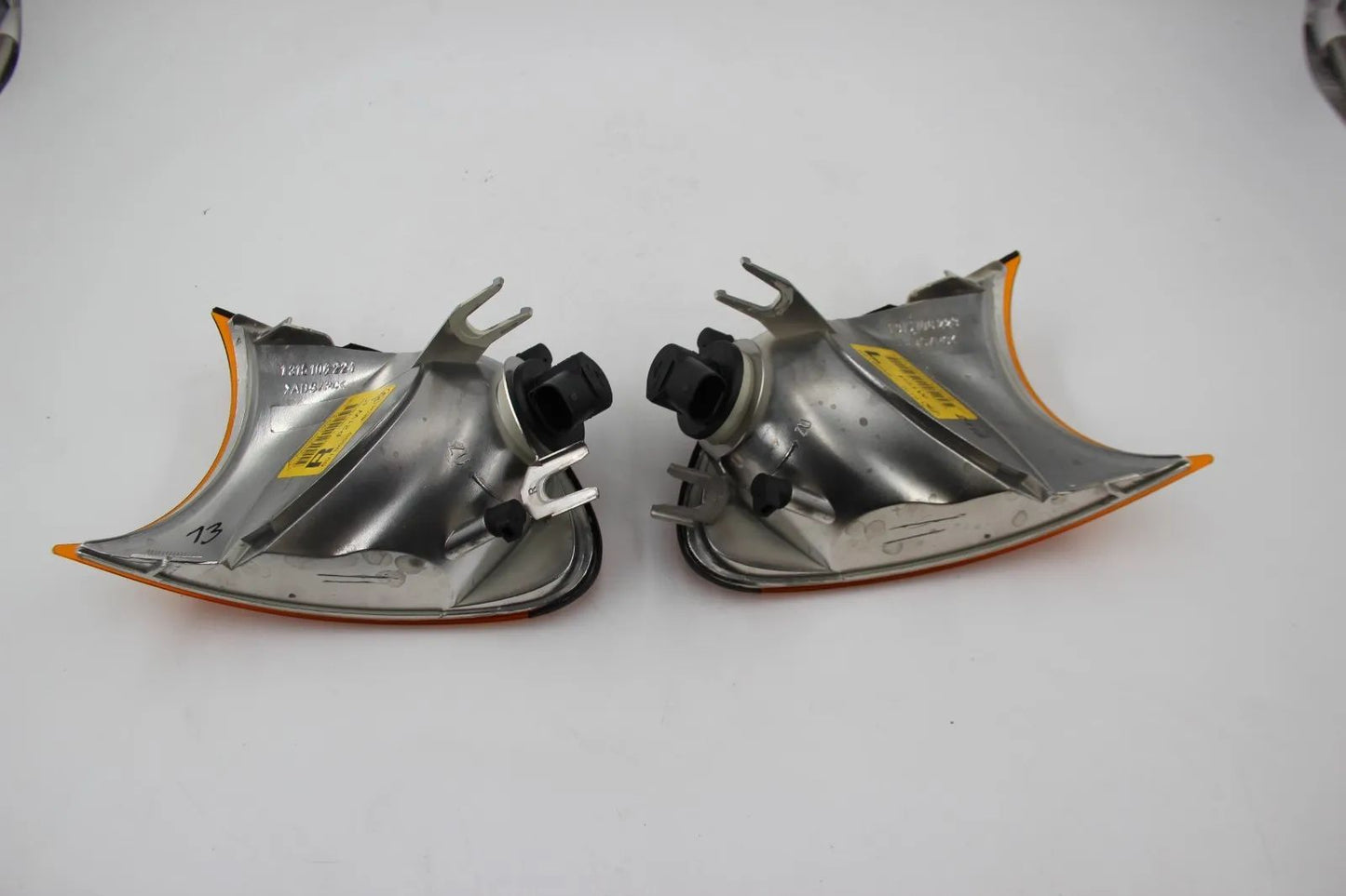 BMW E46 316i-330i M3 Coupe Blinker Blinkleuchte Li+Re 63126904300 63126904299