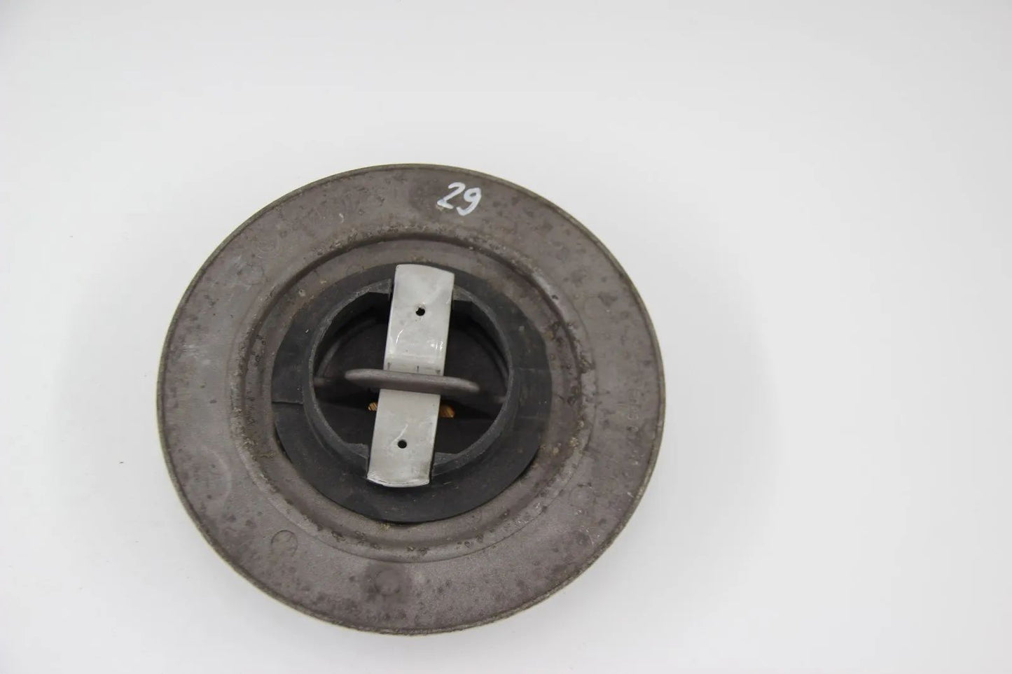 BMW E28 5er Felgendeckel 1178610 1180073 für Felge 165TR390 ET22 Gebraucht