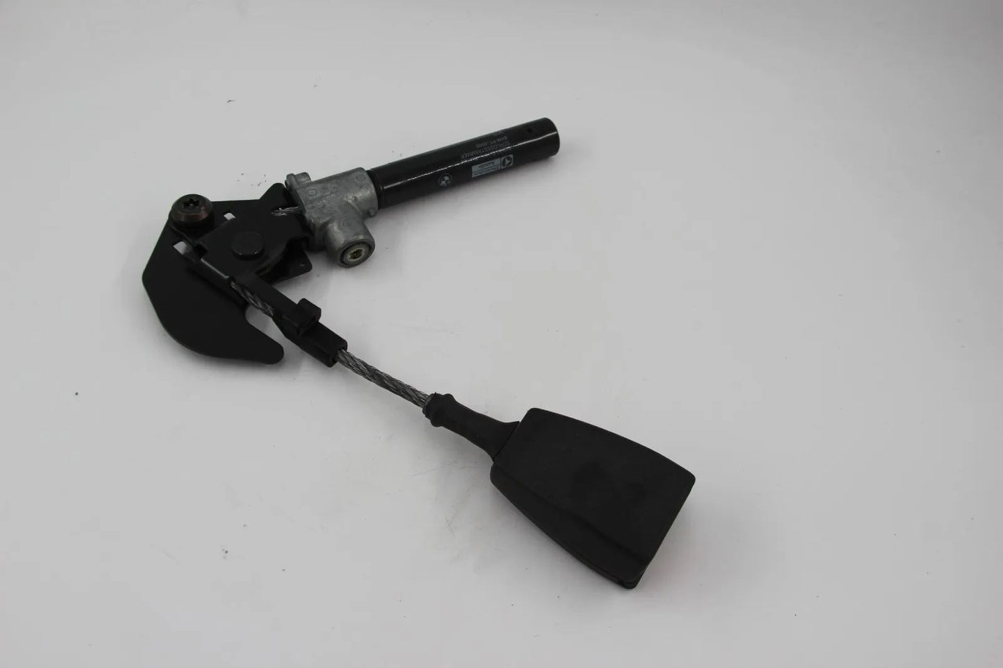 BMW E39 E38 5er 7er Untergurt mit Gurtstrammer vorne rechts NOS 72118150660 Neu