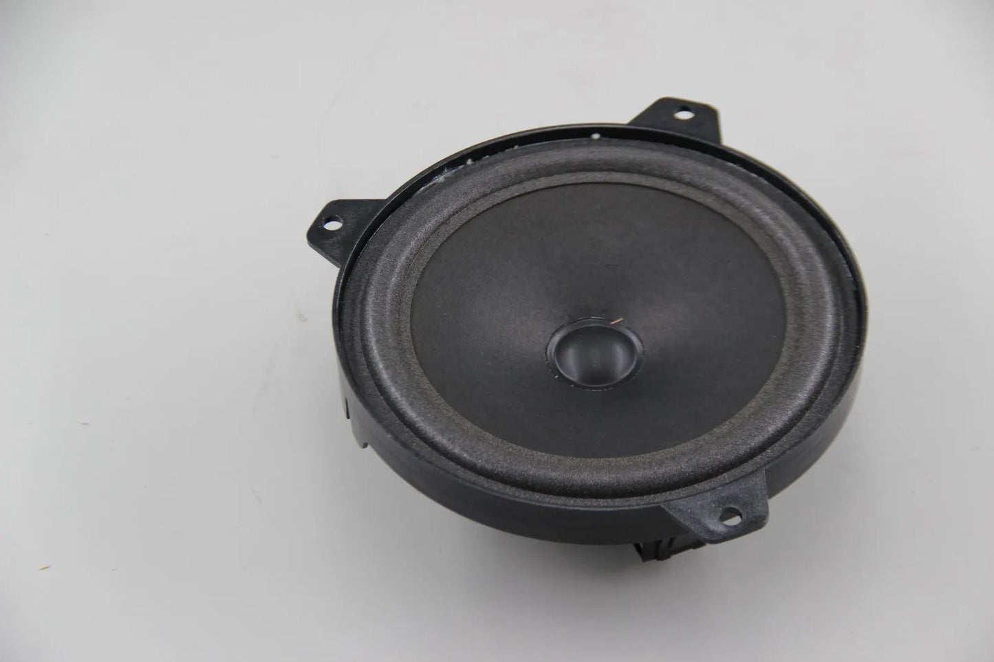 Original BMW E46 Breitbandlautsprecher Stereo System Soundsystem  65138368233