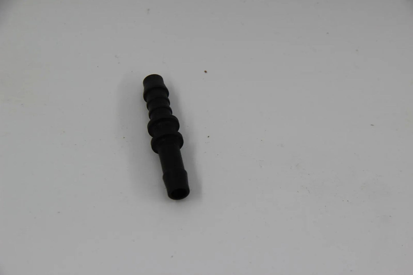 BMW E30 E28 E24 E23 Verbindungsstück Kraftstoffaufbereitung NOS 13311713470