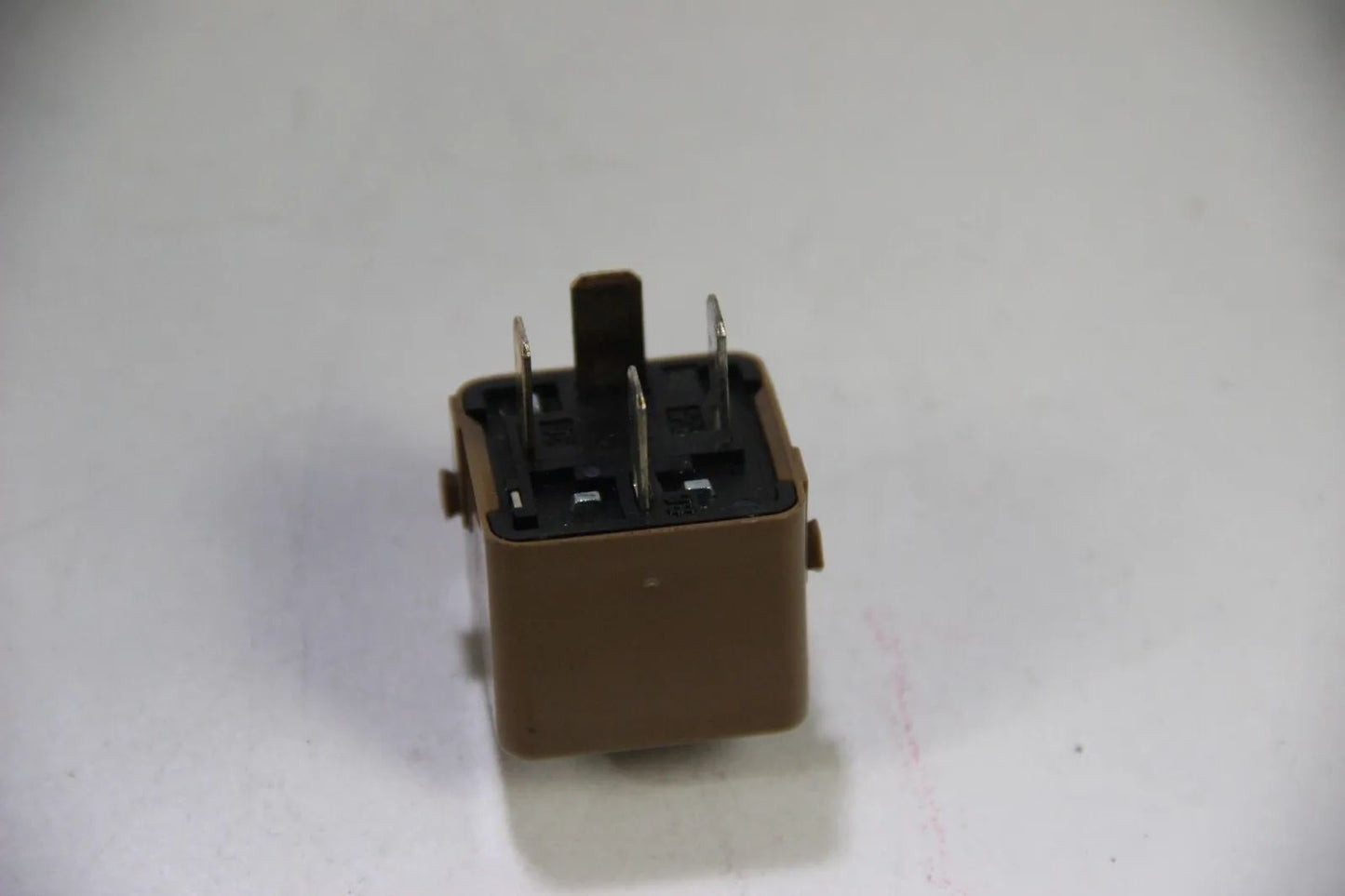 Original BMW Relais Relay mit Verrastung Schliesser Kontakt 61311388745