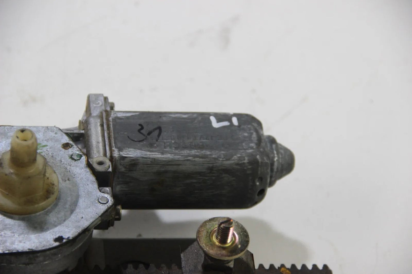 Original BMW E24 635csi Elektrischer Fensterheber Hinten Links 0130821055