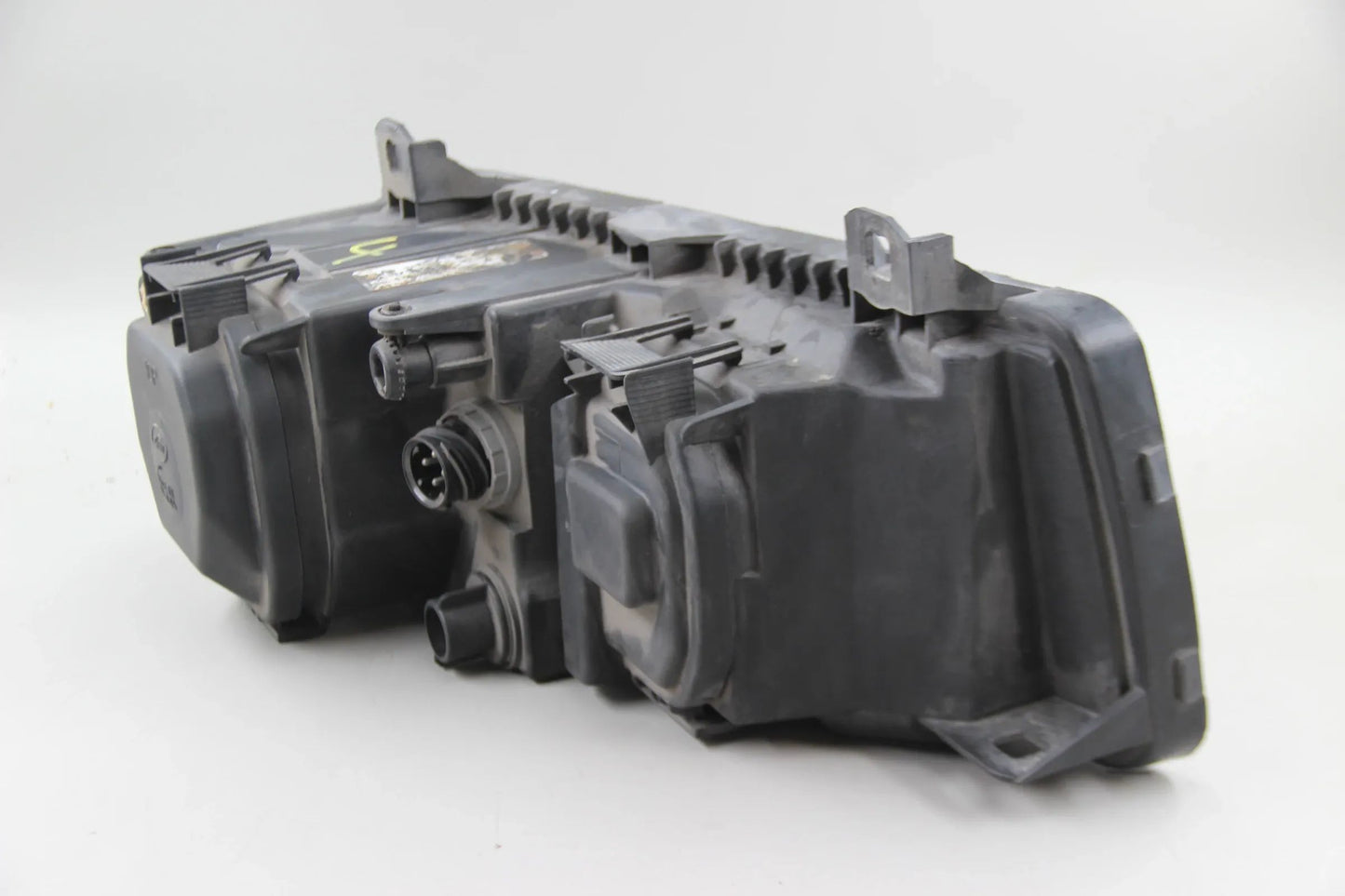 Original BMW E36 316i-325i M3  Scheinwerfer links ohne Streuscheibe 8363499