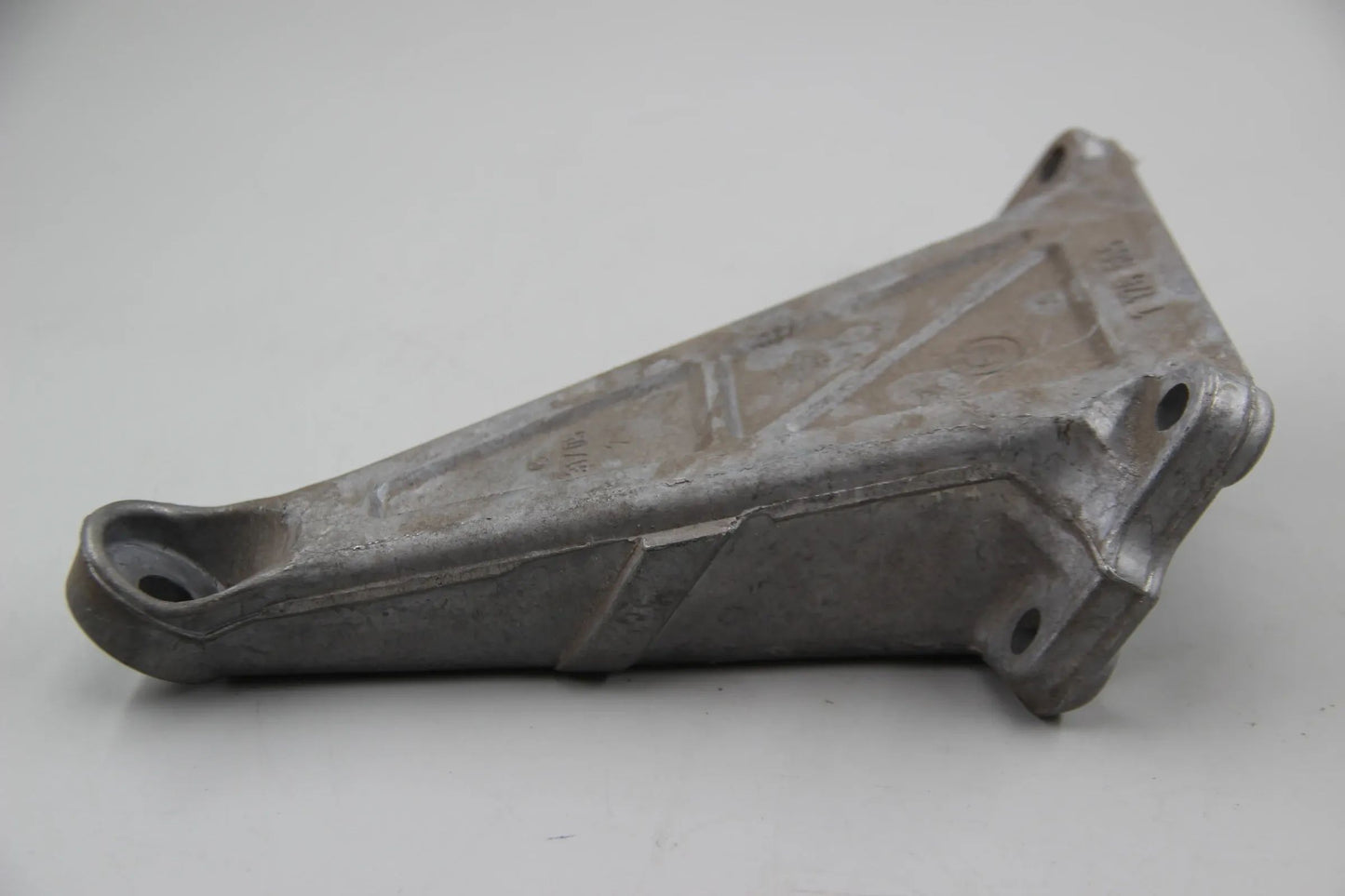 Original BMW E30 320i 323i 324d 325i Tragbügel links Aluminium 11811176565
