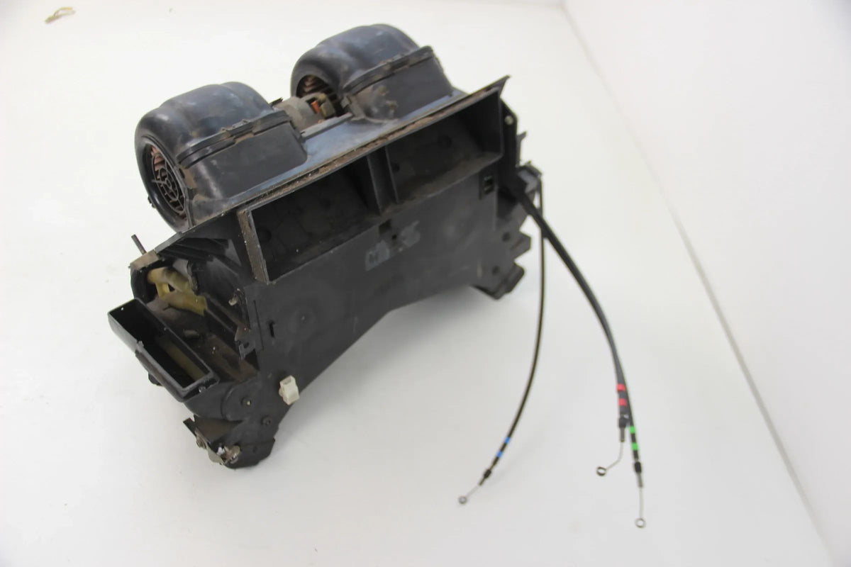 Original BMW E24  Heizungskasten