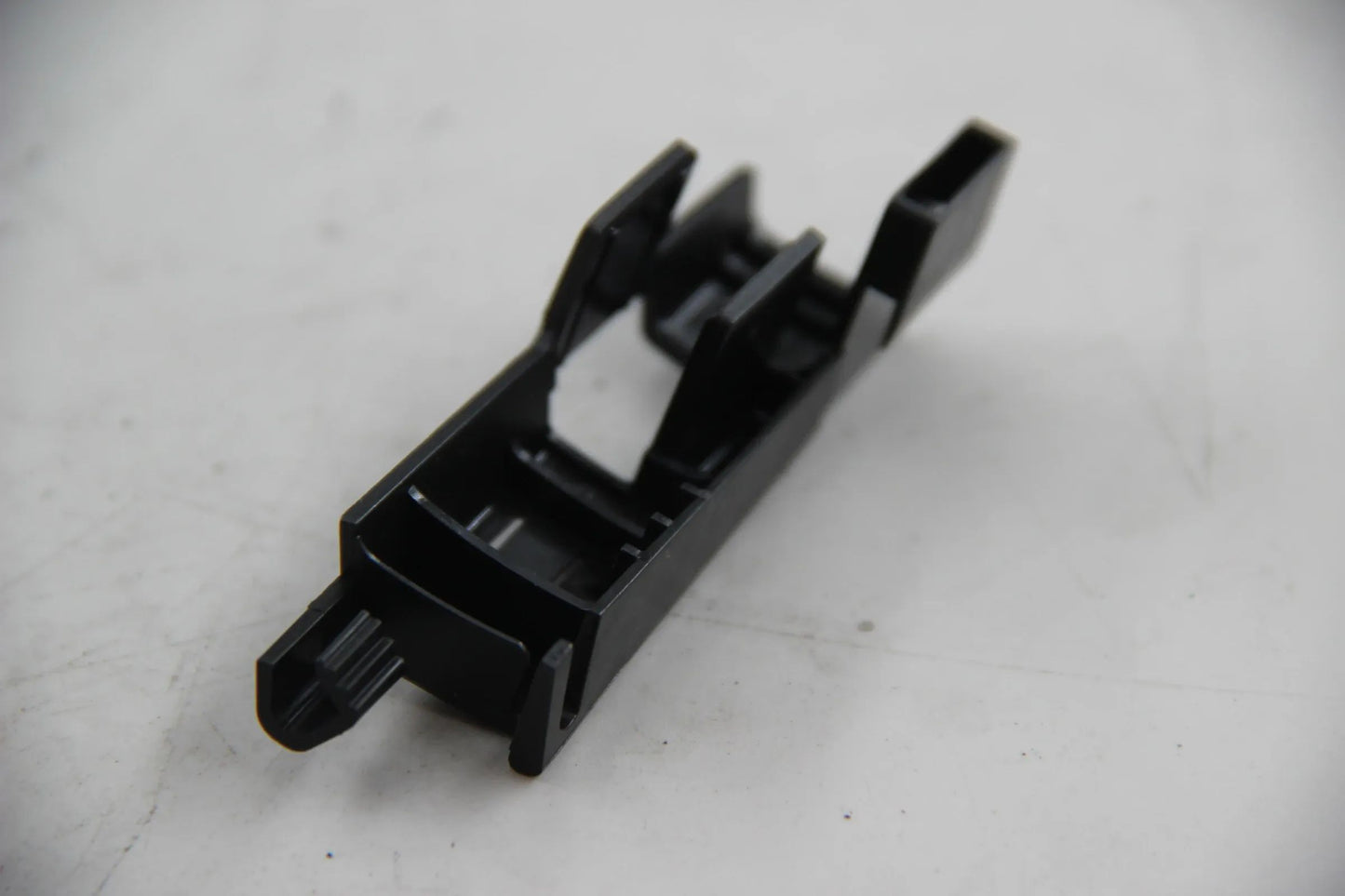 Original BMW E46 316i-330i M3 M3 CSL Wischblattführung Wischarm 61618263685