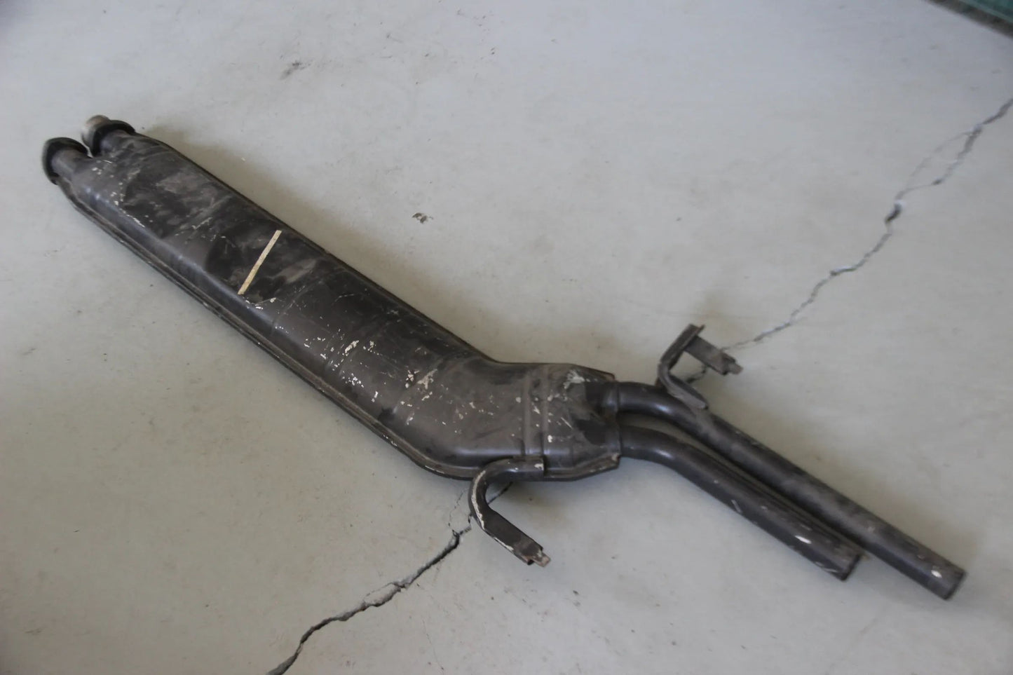 Original BMW E28 528i 535i M535i E24 628CSi 635CSi Vorschalldämpfer 18121177233