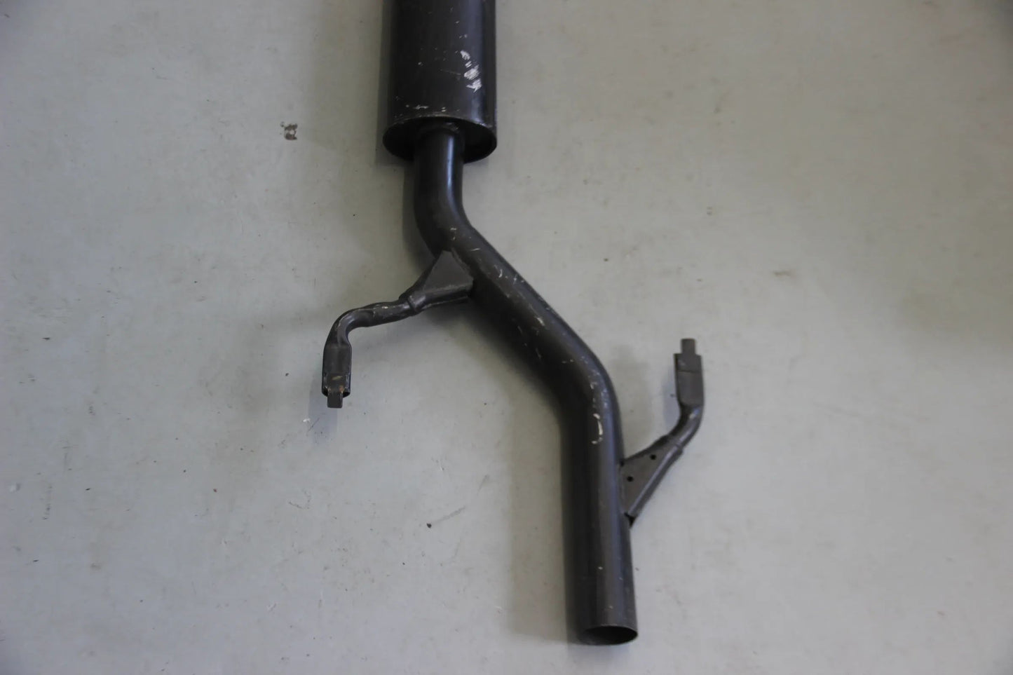 Original BMW 5er E28 524td M21 Limousine Vorschalldämpfer 18121177112