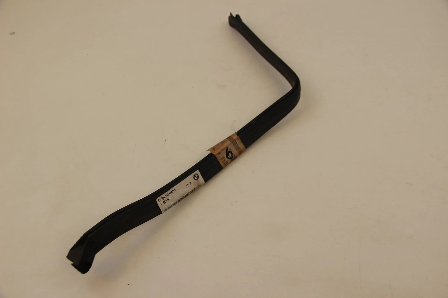 Original BMW E39 520i-540i M5 Abdichtung Mikrofilterkasten links 51718238599