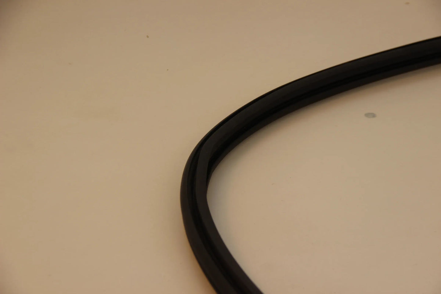 Original BMW E30 316 316i 318i-325i M3 Frontscheibendichtung 51311972248
