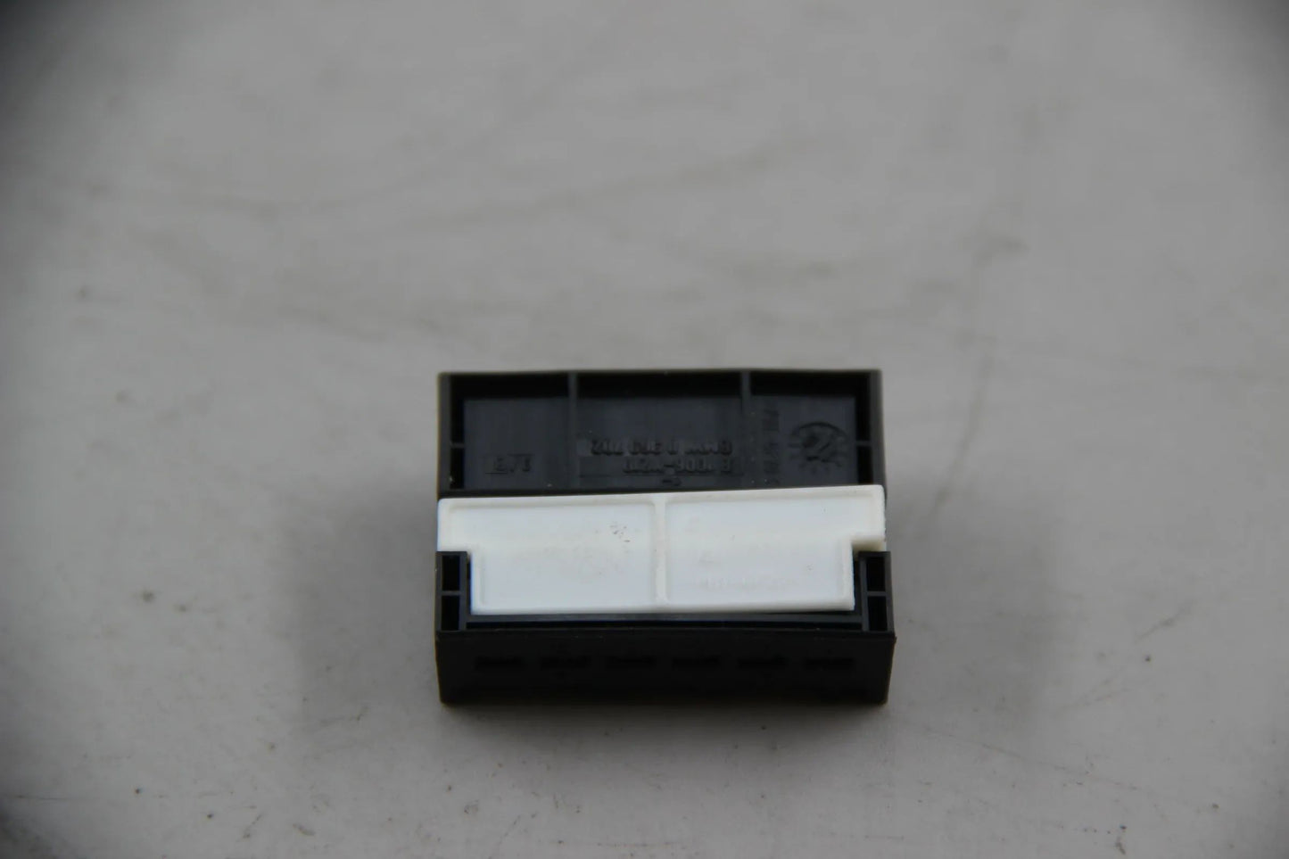 Original BMW E46 E90 E91 E92 E93 E39 E53 Buchsengehäuse 6 POL. 61138369702
