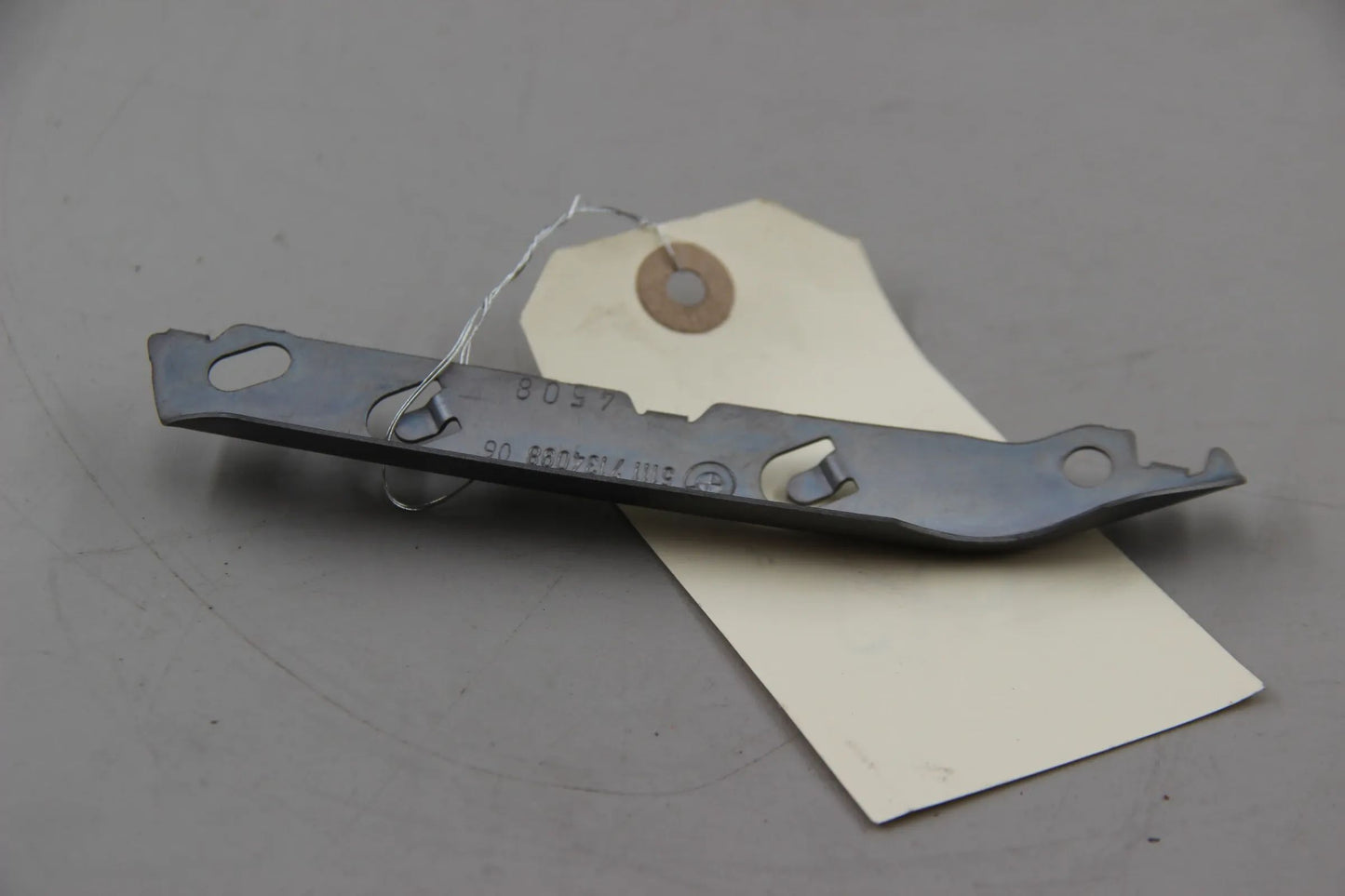 Original BMW E90 316i-335i E91 318i Einlage Stossfänger vorn rechts 51117134098
