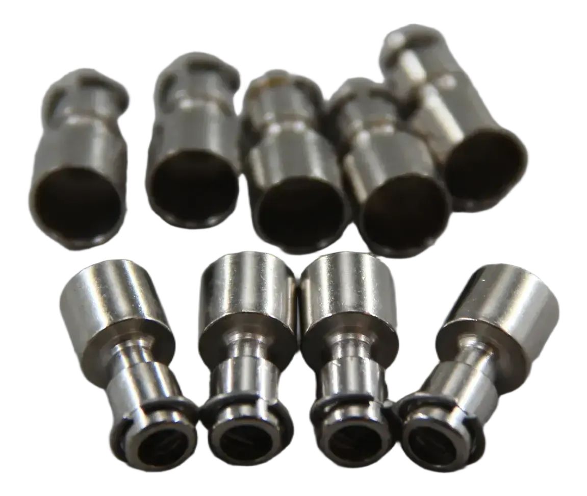Original BMW E21 E30 E36 E12 E28 E34 E24 E23 E32 E38 9x Rundstecker 12121705656