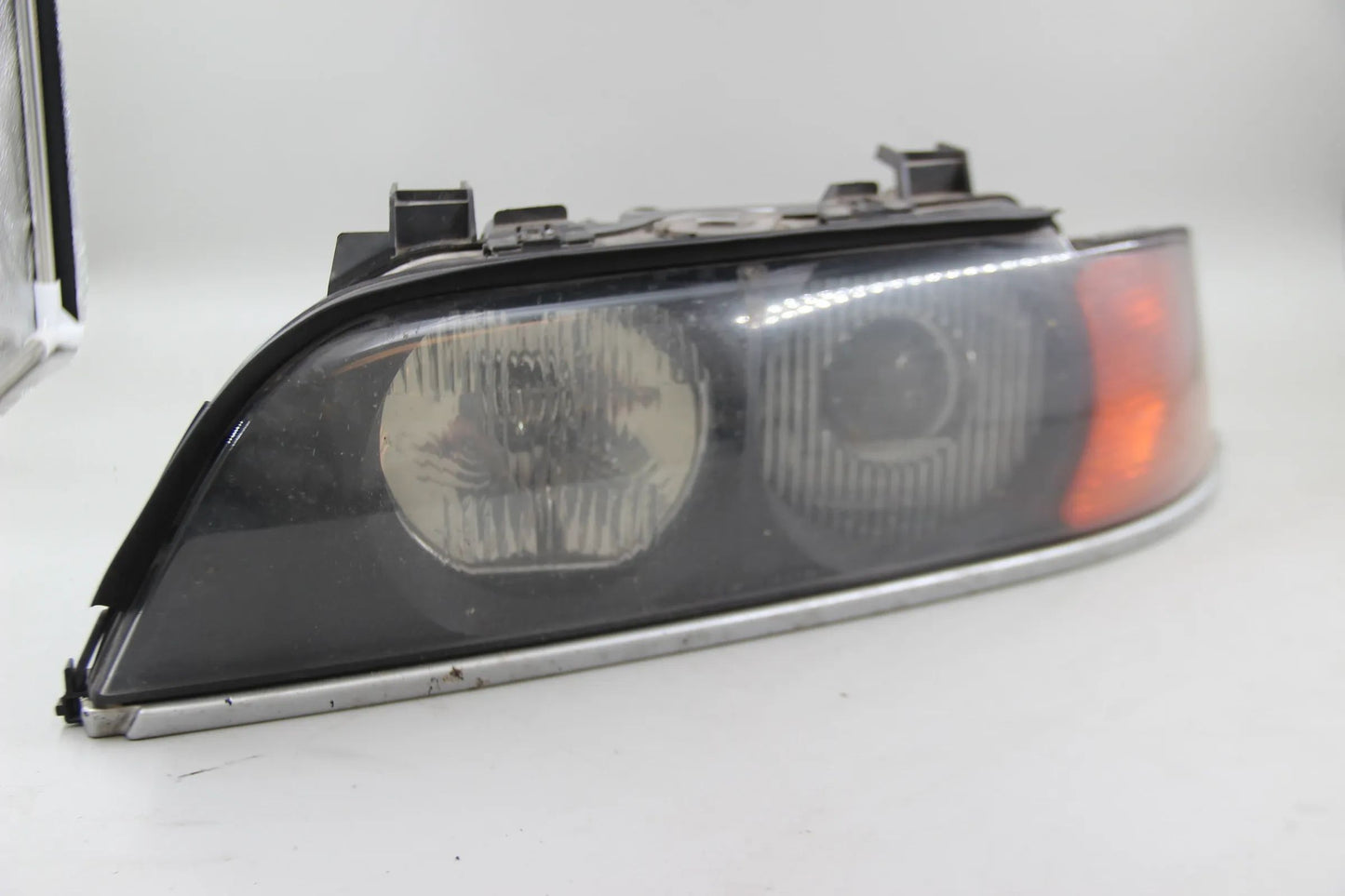 Original BMW E39 5er Scheinwerfer rechts und links 0301089275