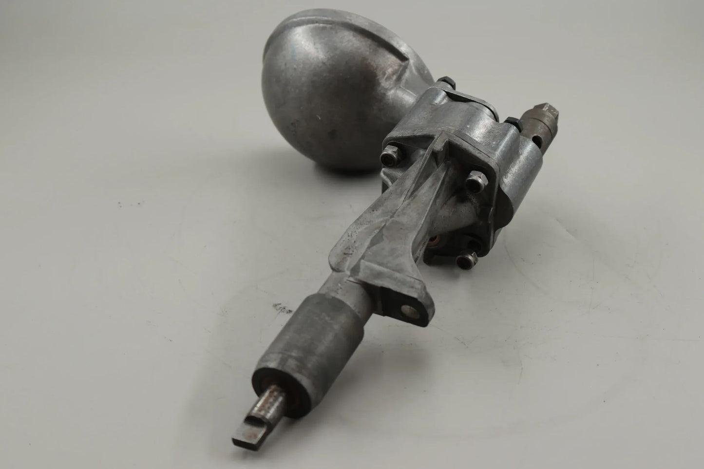 Mercedes-Benz M130 W113 W108 W109 W11 W114 Ölpumpe Oilpump Ölsaugrohr Öl Pumpe