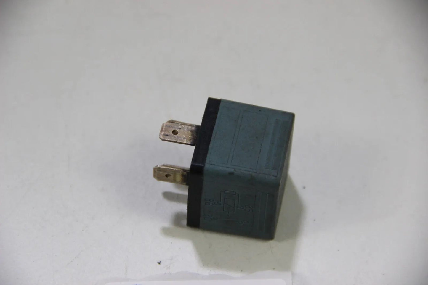 Original BMW E28 E30  Relais Mehrzweck Arbeitsstrom blau-grau Bosch 0332014454