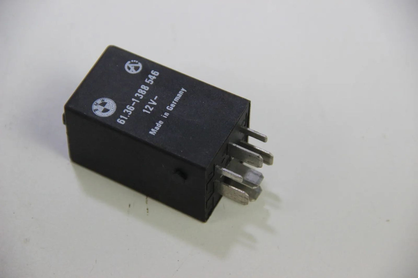 Original BMW E36 E34 E32 E31 Relais Relay Blinkrelais Warnblinkgeber 1388546