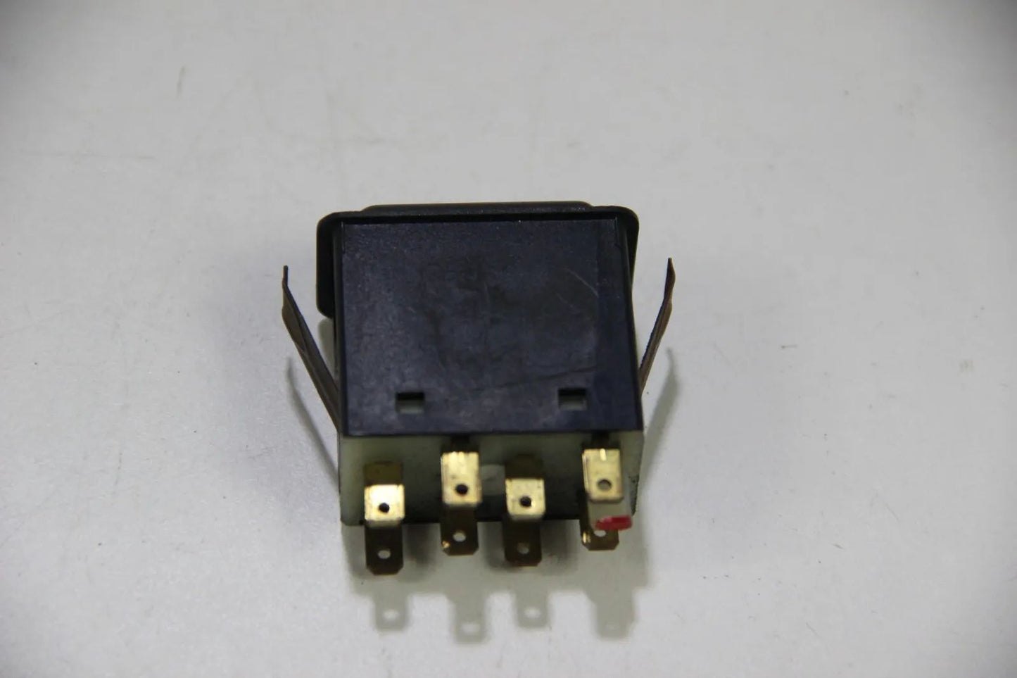 Original BMW 3er E30 Warnblinkleuchte Schalter/ Gefahrenhinweis 1367342