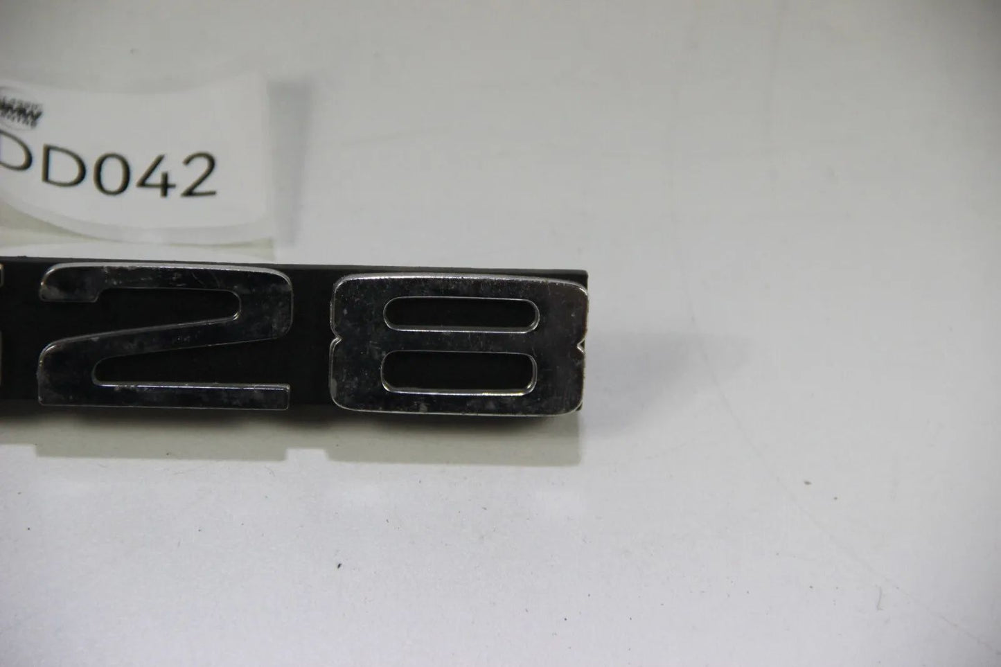 Original BMW E12 528i Emblem Ziergitter Vorne 528i Badge