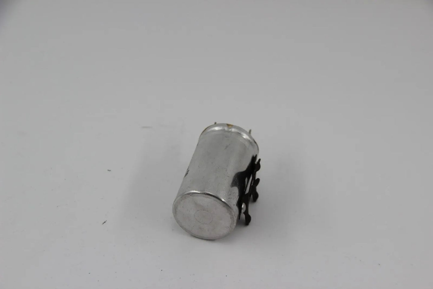 E10 M10 Neue Klasse 4-Zyl Blinkgeber 12 Volt Turn Signal Relais 61311353779 Neu