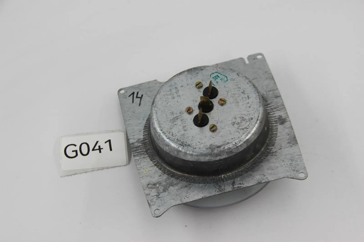 Original BMW E12  Drehzahlmesser Cockpit UPMx100 230/68/3  62131362447