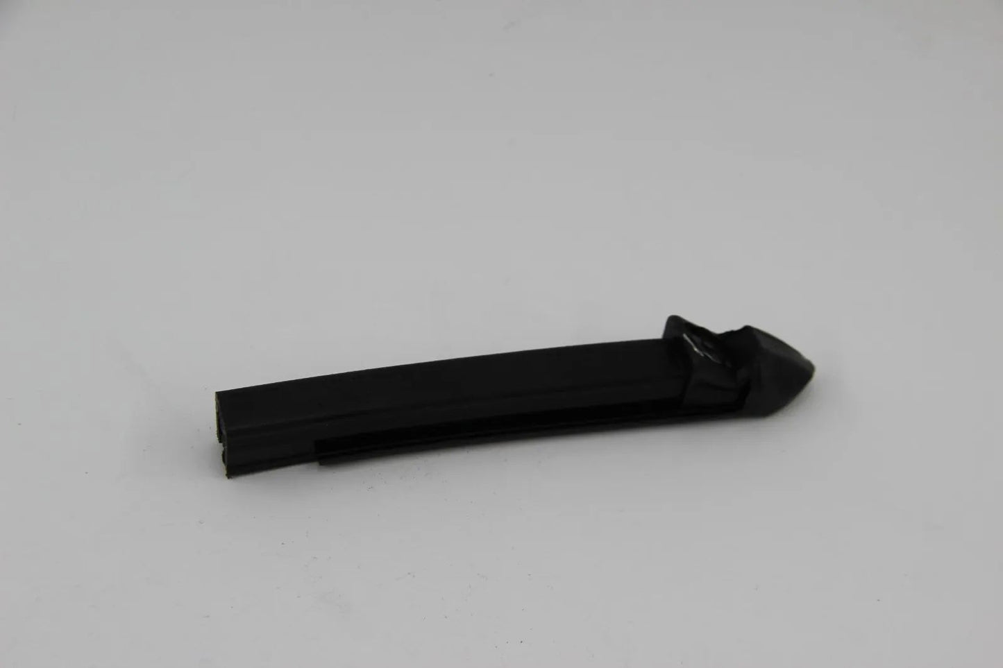 BMW E24 628 CSI - M635 CSI Fensterführung vorne links Guide NOS 51211861097 Neu