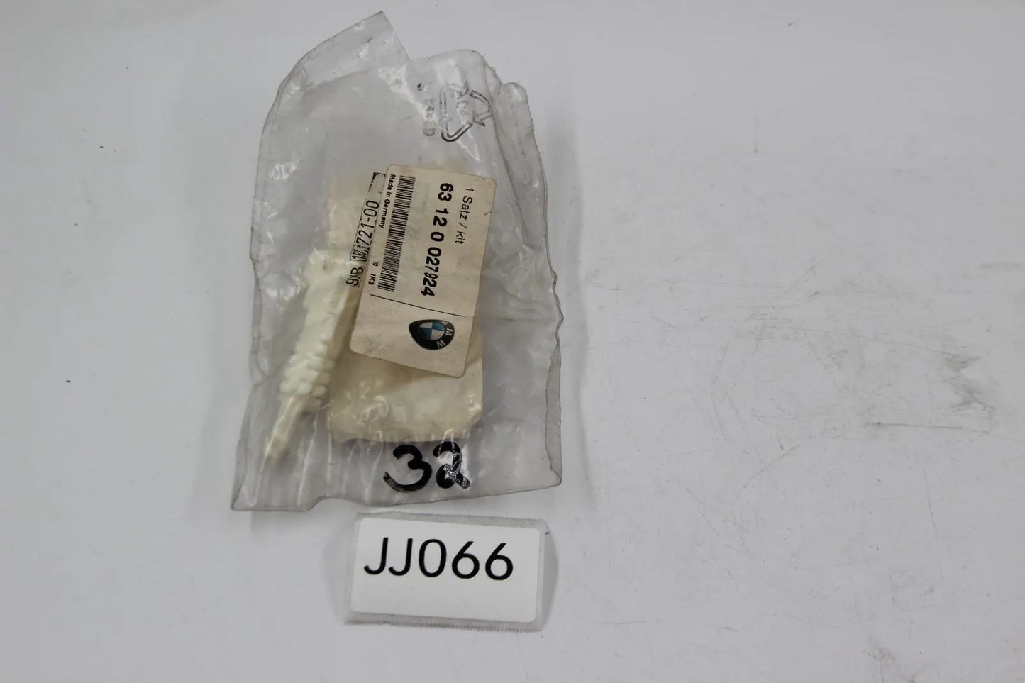 Original BMW E39 M5 S62 Einstellelement Front Scheinwerfer 63120027924