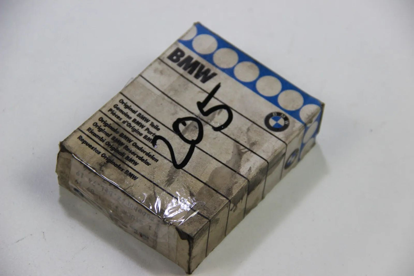 Original BMW E10 1600 1802 1800 2000 2002 Zubehör Belagsatz 34111113664 Clips