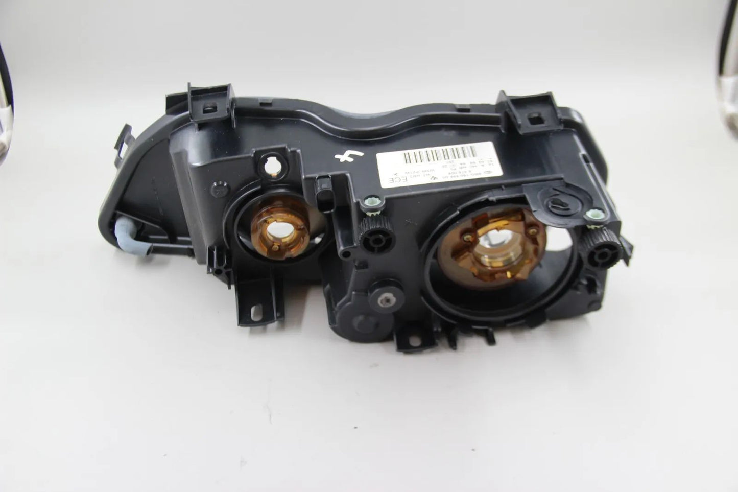 Original BMW E39 Scheinwerfergehäuse mit Einsatz rechts 63128378008