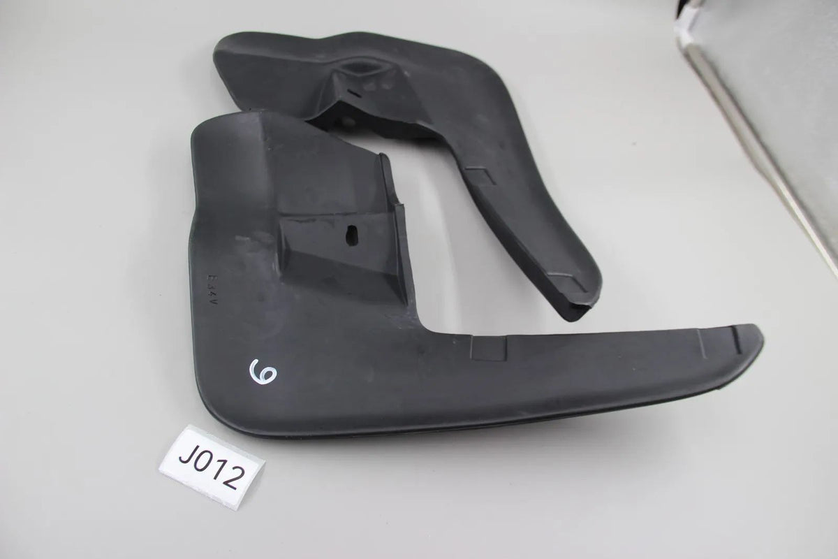Original BMW E34 Limo/Touring Satz Schmutzfänger vorn NOS 72608102996