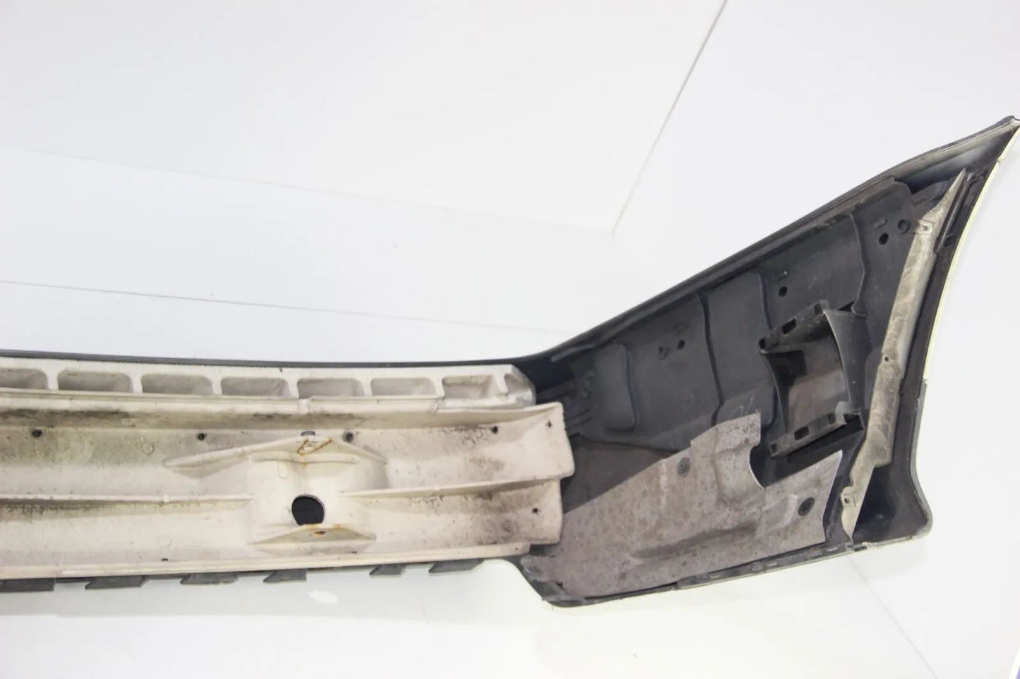 Original BMW Stoßstange E36 hinten Limo Coupe Stoßfänger 318i 316i 320i 325i