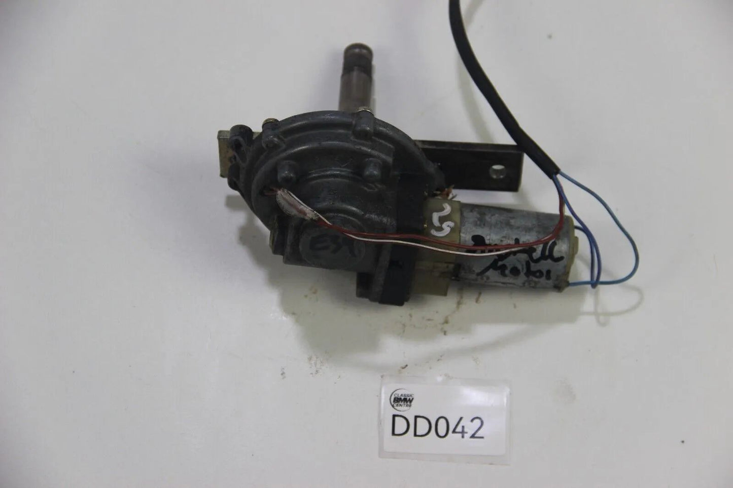 Original BMW E34 Scheibenwischer Anstellmotor Wischermotor SWF 403149 Wischer