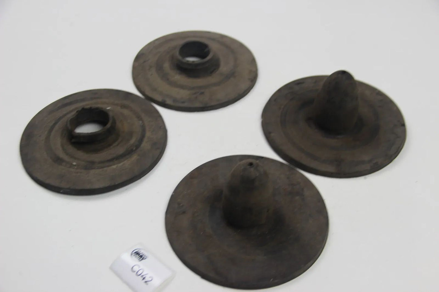 Original BMW E30 Gummipuffer Federnsitz hinten links rechts 1127218 1128610 3er