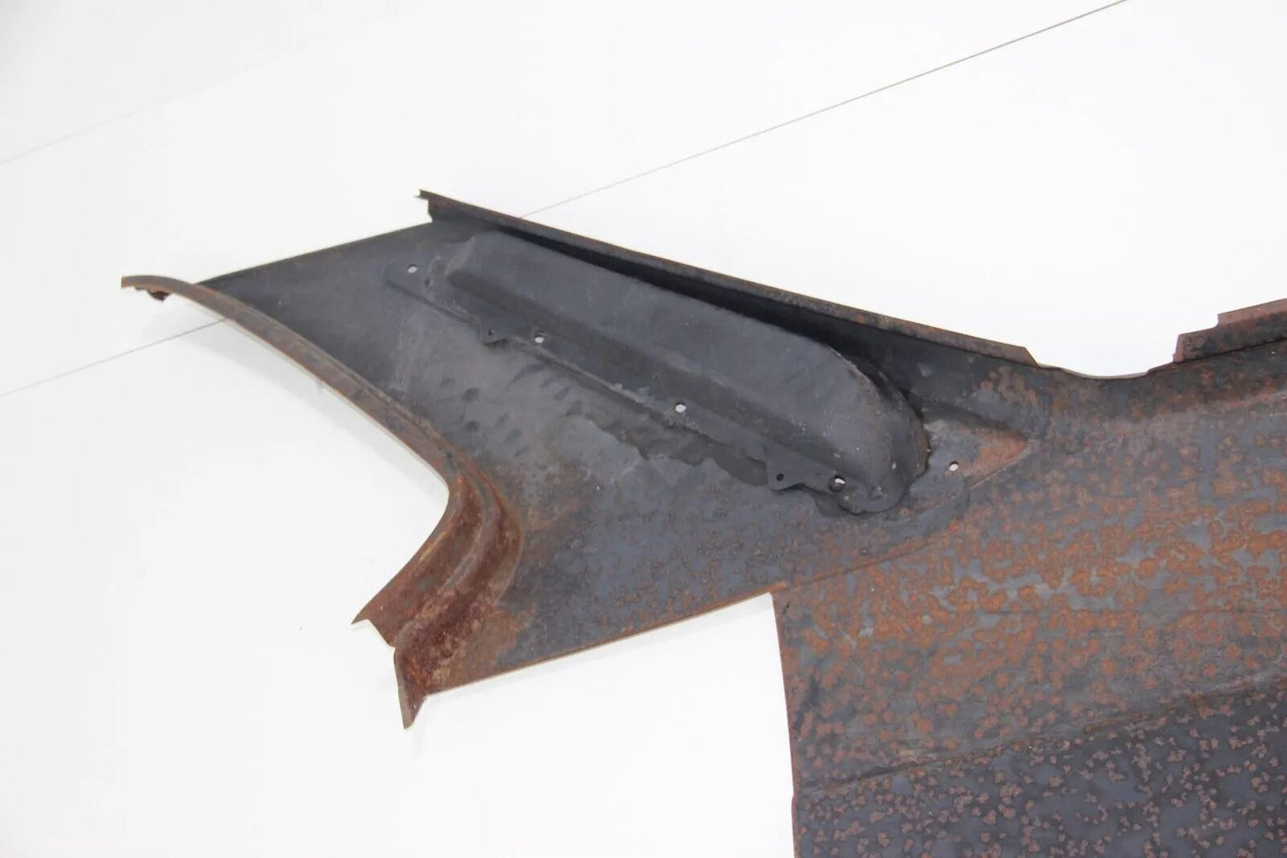 Original BMW E28 5er Seitenwand hinten rechts Quarter Panel 41351882710