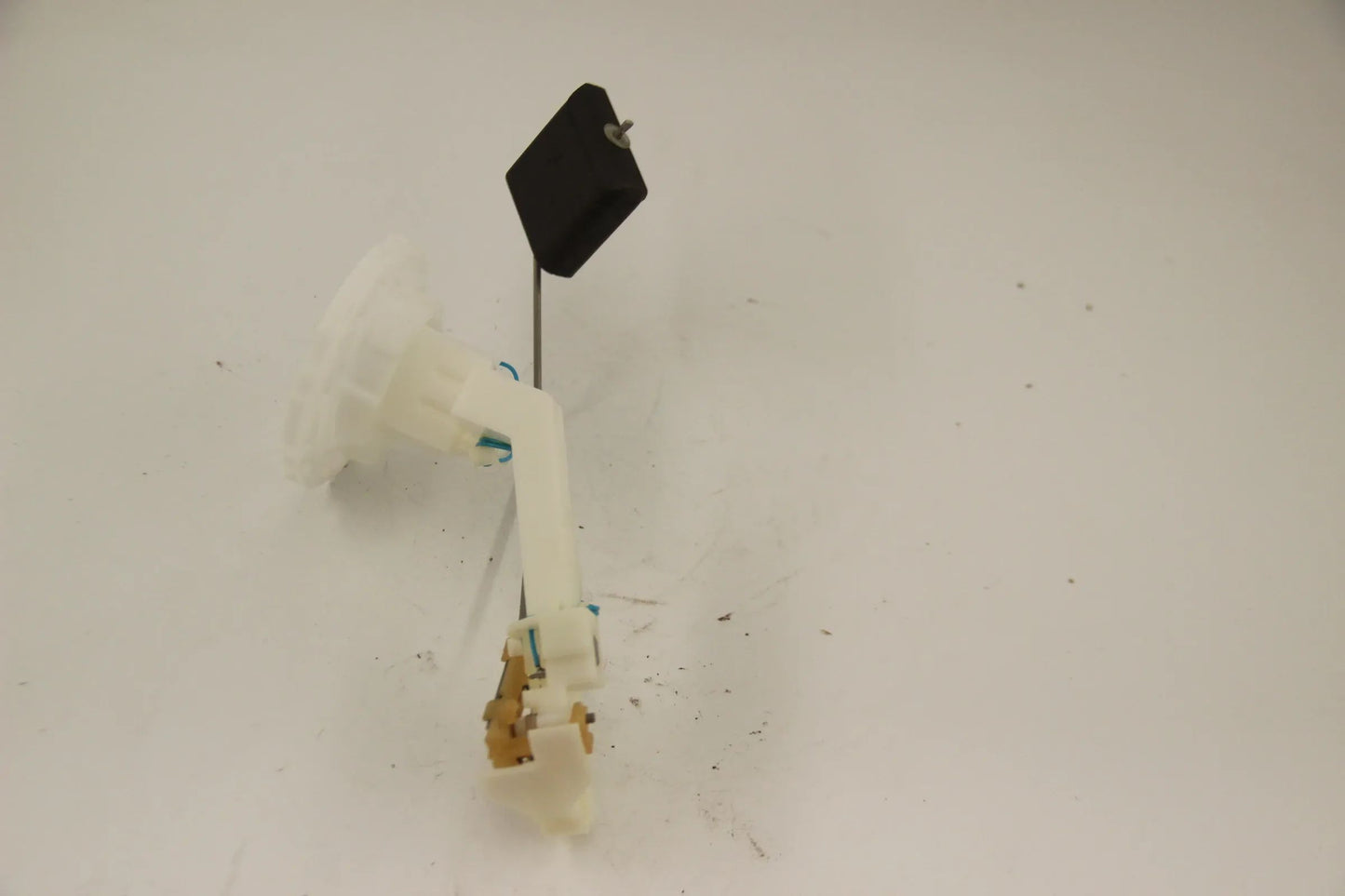 Original BMW E38 725tds-750iLS L7 M73N  Füllstandsgeber links 16141182111