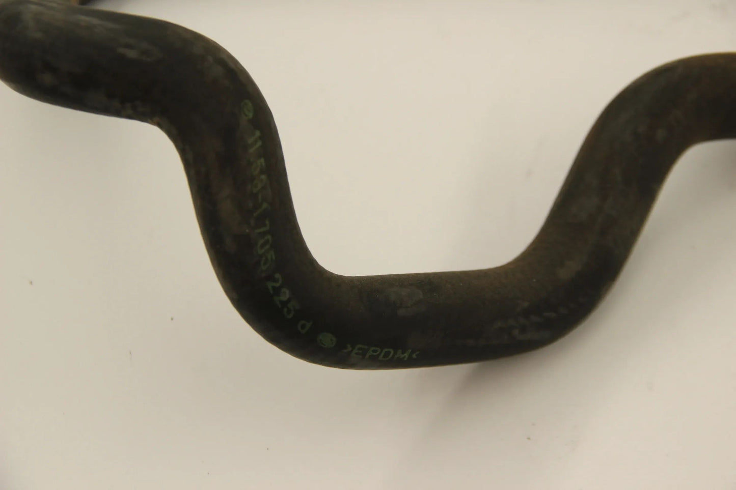 Original BMW E39 520i-530i  Wasserschlauch Rücklauf Kühlsystem  11531705225